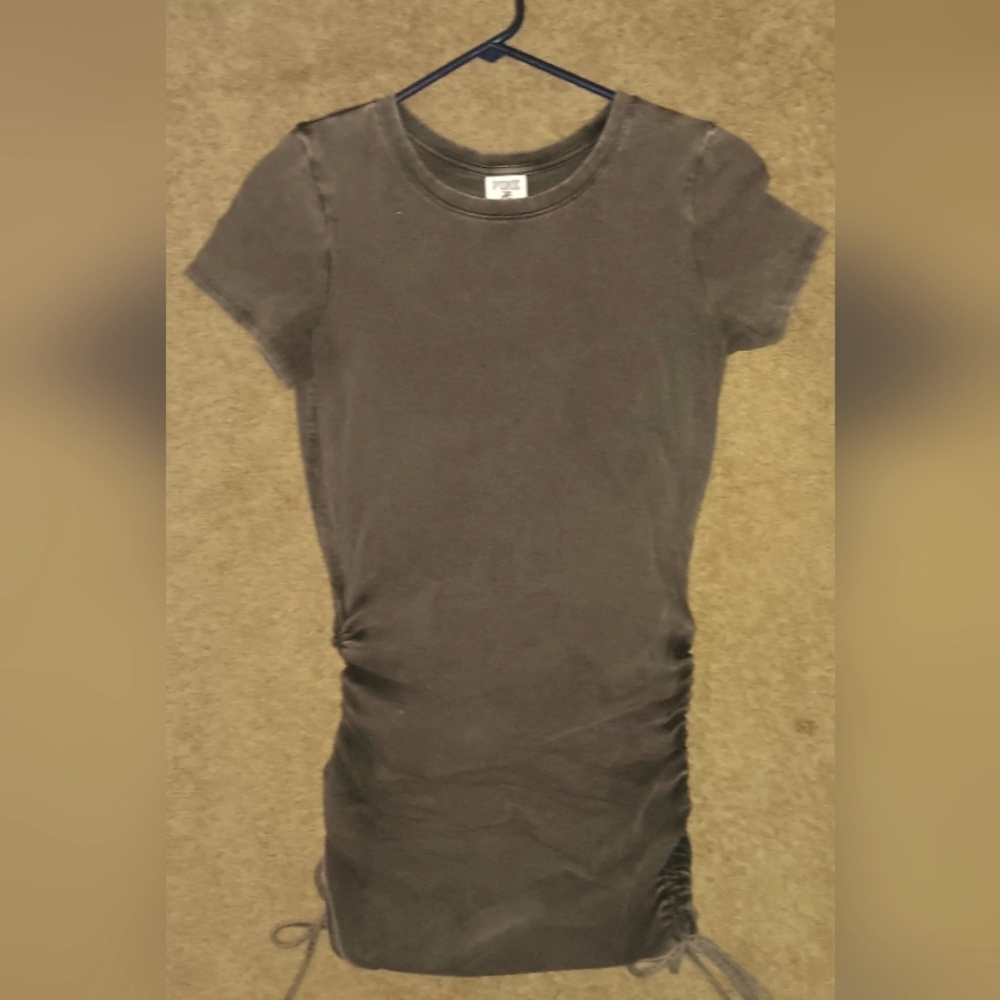 VICTORIAS SECRET PINK, SHORT SLEEVE RUCHED DRESS. XS. NEW WITH TAGS. - Picture 4 of 10
